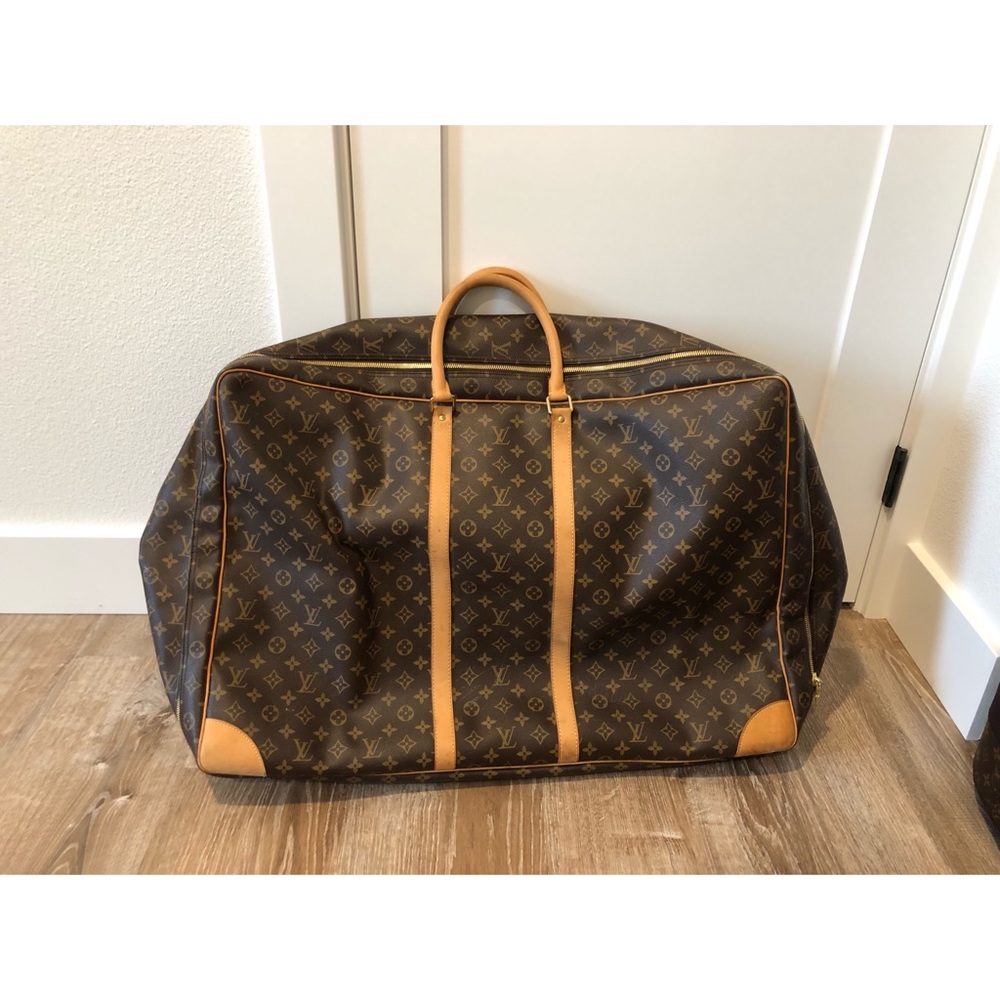 Louis Vuitton Sirus 70 soft sided suitcase